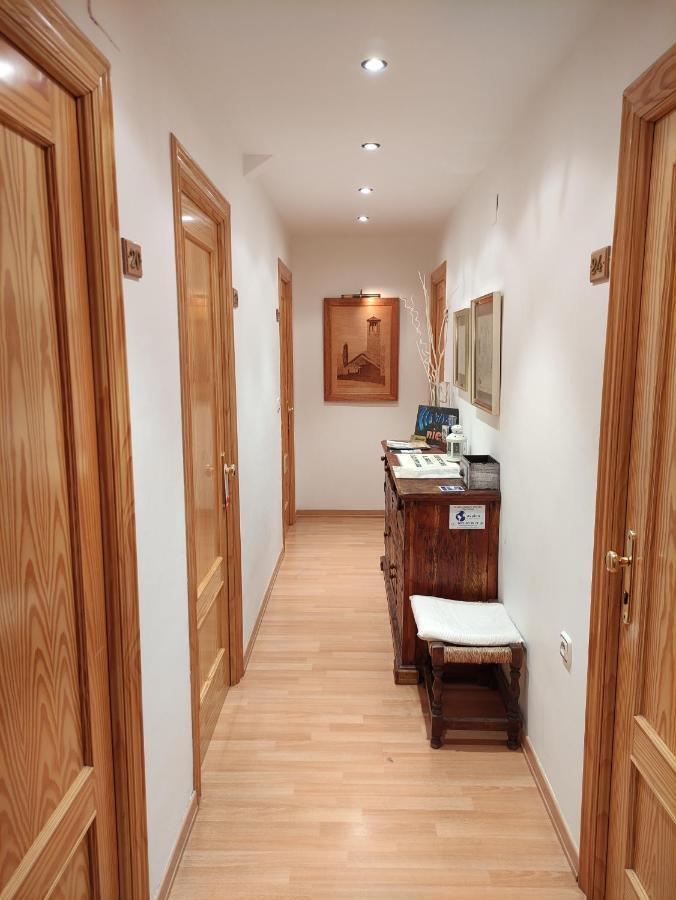 Hostal Escartin Sabiñánigo Exteriér fotografie